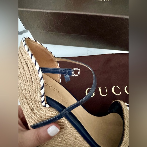 Gucci wedges. Worn once - Picture 7 of 10